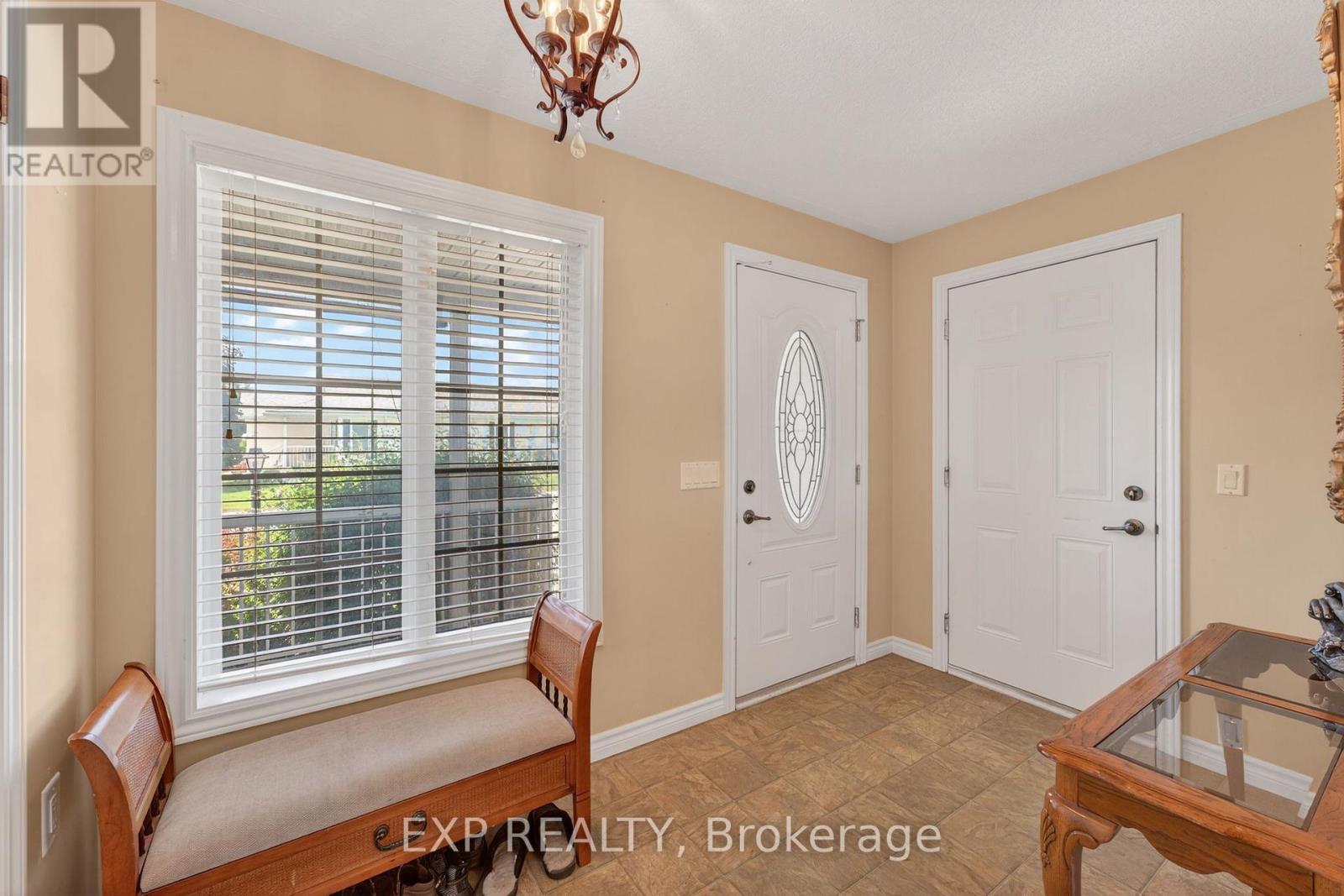 Residential in Wasaga Beach 5