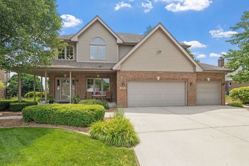2717 Meadow Path, New Lenox, IL, 60451-1808 | Card Image