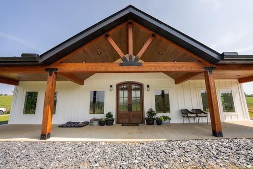 2822 Huffville Rd, Pilot, VA, 24138-1514 | Card Image