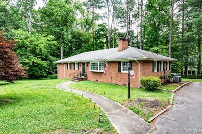 7618 Idlewyld Rd, House other with 3 bedrooms, 2 bathrooms and null parking in Richmond VA | Image 2