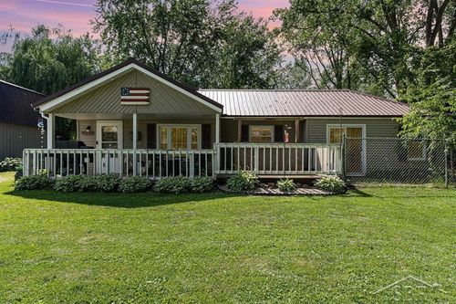 2370 M 18, Beaverton, MI, 48612-9706 | Card Image