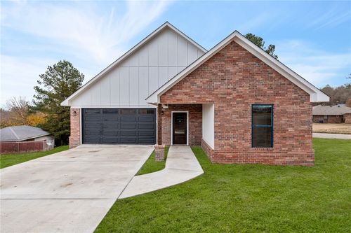 1500 Lovers Lane, Van Buren, AR, 72956 | Card Image