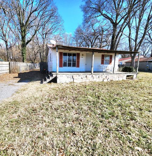 1102 N Washington St, Tullahoma, TN, 37388 | Card Image