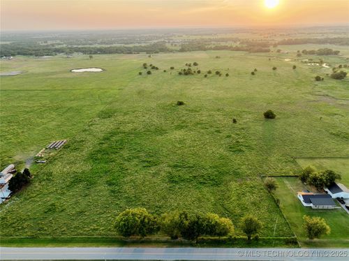 40 S 4110 Rd, Oologah, OK, 74053 | Card Image