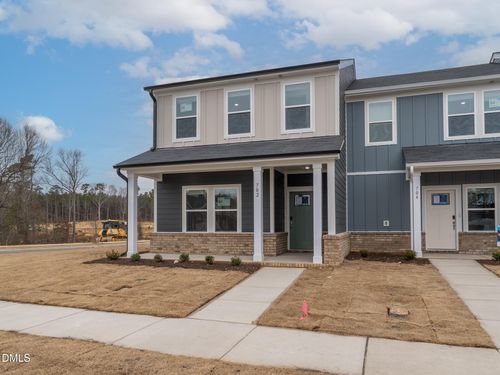 702 Southland Dr, Zebulon, NC, 27597-4703 | Card Image