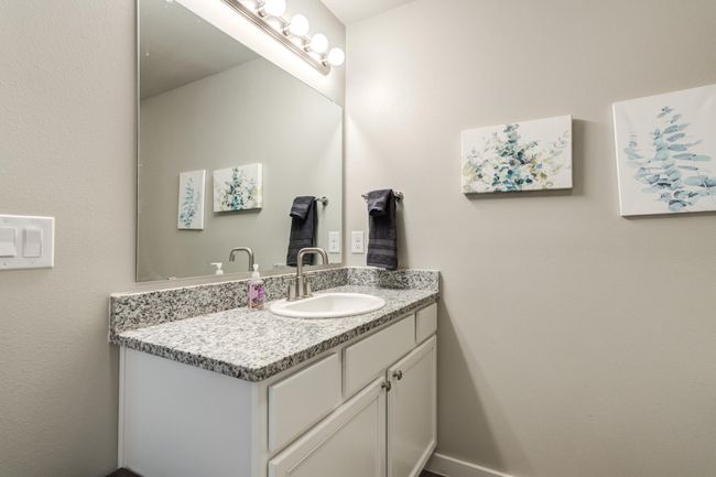 404 E 31 St St, House other with 3 bedrooms, 2 bathrooms and null parking in Wolfforth TX | Image 27