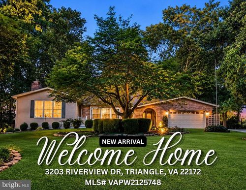 3203 Riverview Dr, TRIANGLE, VA, 22172-1421 | Card Image