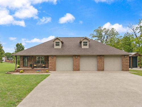 2105 Campground Rd, Somerset, KY, 42503-3961 | Card Image