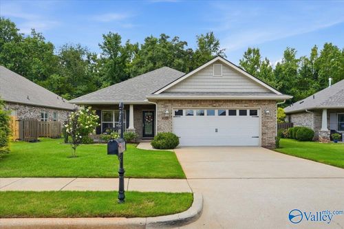 431 East Mossyleaf Drive Sw, Huntsville, AL, 35824 | Card Image