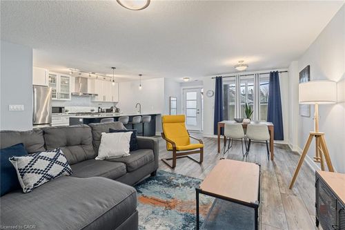 102-17 Centre St, Orangeville, ON, L9W7S6 | Card Image