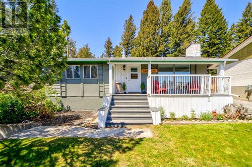 7705 28 Ave, Coleman, AB, T0K0M0 | Card Image