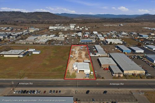 581 Antelope Road, White City, OR, 97503 | Card Image