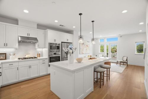 39185 State St, Fremont, CA, 94538-1453 | Card Image