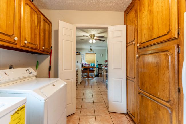 1638 Brown Trl, Home with 4 bedrooms, 4 bathrooms and 2 parking in Hurst TX | Image 21