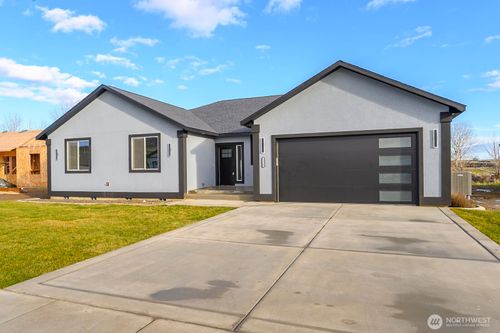 2394 Hunters St, Ephrata, WA, 98823-5008 | Card Image