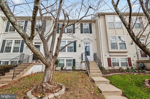 10305 Butternut Cir, MANASSAS, VA, 20110-7990 | Card Image
