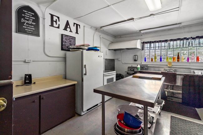 409 N 1 St St, Home with 0 bedrooms, 2 bathrooms and null parking in Gas City IN | Image 25