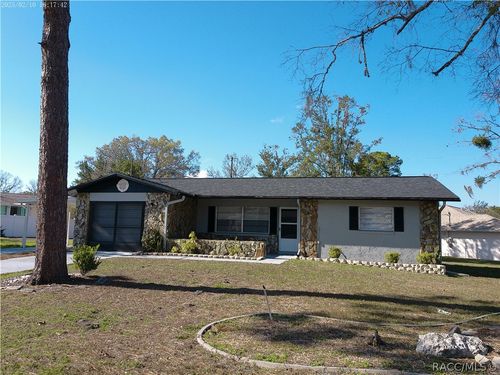 29 New Florida Ave, Beverly Hills, FL, 34465-4318 | Card Image