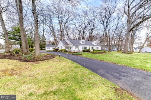 321 Sharon Way, MONROE TOWNSHIP, NJ, 08831 | Card Image