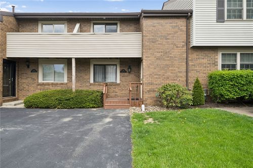 224 Sequoia Ct, Latrobe, PA, 15650-2567 | Card Image