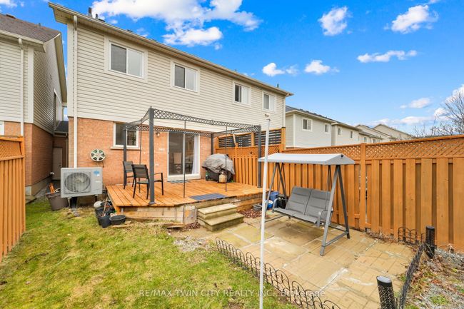 132 Kirkland Pl, House attached with 3 bedrooms, 3 bathrooms and 2 parking in Whitby ON | Image 23