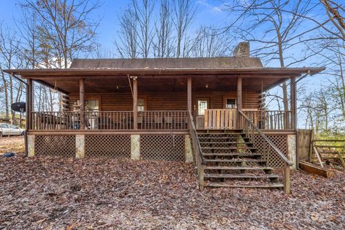 1895 Templeton Rd, Clover, SC, 29710-6662 | Card Image