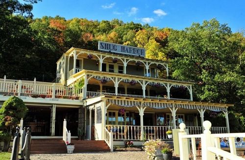 9068 Snug Harbor Dr, Hammondsport, NY, 14840-9417 | Card Image