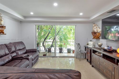222-13700 Sw 62nd St, Miami, FL, 33183-2047 | Card Image