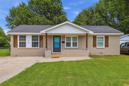 716 N Midwest Blvd, Oklahoma City, OK, 73110-3950 | Card Image