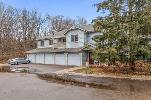 302-1570 Wheelock Lane, Saint Paul, MN, 55117 | Card Image