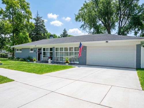 323 E Taylor Rd, Lombard, IL, 60148-3442 | Card Image
