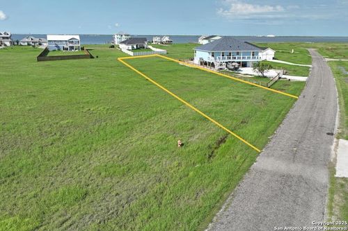 1510 Cape Velero Dr, Rockport, TX, 78382-7475 | Card Image