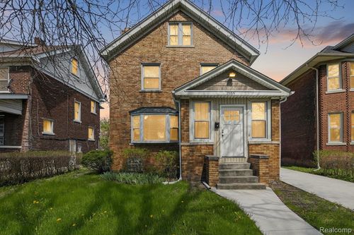 2534 Lamothe St, Detroit, MI, 48206-2596 | Card Image