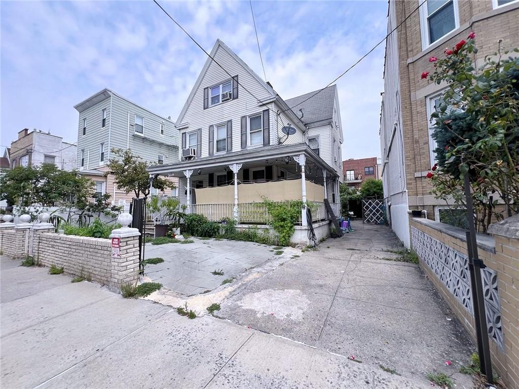 70th St, Brooklyn, NY 11228