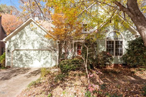 111 Tremont Circle, Chapel Hill, NC, 27516 | Card Image