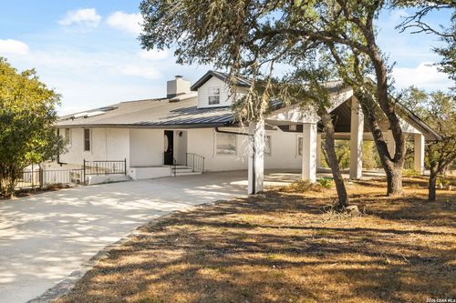 2040 Island Vw, Canyon Lake, TX, 78133-5146 | Card Image