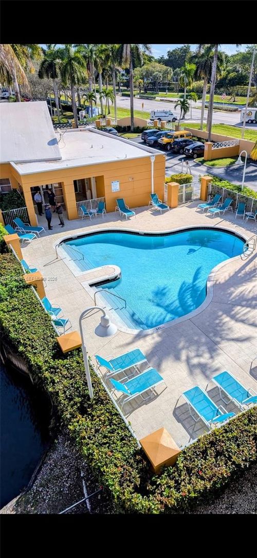 apt-409-1341 Se 3rd Ave, Dania Beach, FL, 33004-5522 | Card Image