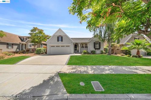 2908 Haddington Ct, Brentwood, CA, 94513-5049 | Card Image