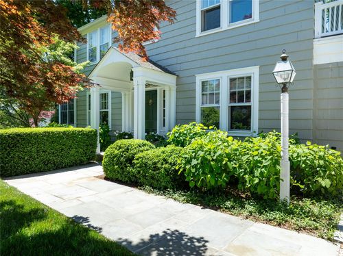11 Haight Ave, Millbrook, NY, 12545-5959 | Card Image
