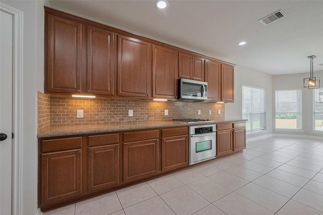 25218 Auburn Bend Dr, House other with 4 bedrooms, 4 bathrooms and 3 parking in Spring TX | Image 9