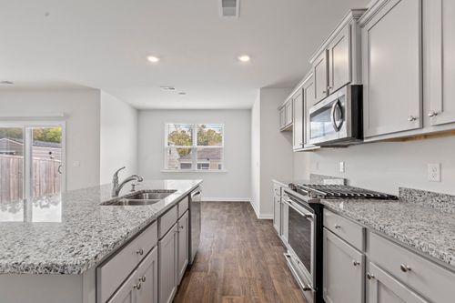 186 Cloverleaf St, Summerville, SC, 29483-8449 | Card Image