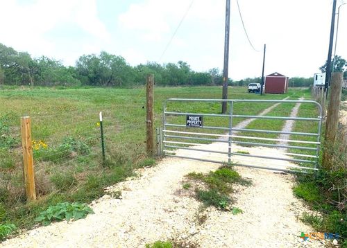 10143 Us-59 N, Fannin, TX, 77960 | Card Image