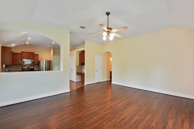 291 Cold Spg, House other with 4 bedrooms, 2 bathrooms and 4 parking in Buda TX | Image 11