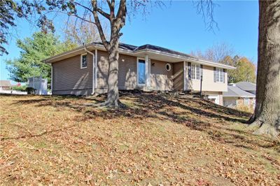 4501 Alpha Lane, House other with 3 bedrooms, 2 bathrooms and null parking in St. Joseph MO | Image 2