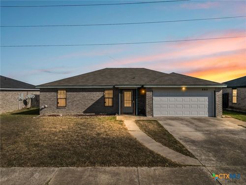 3211 Tom Lockett Dr, Killeen, TX, 76549-4091 | Card Image