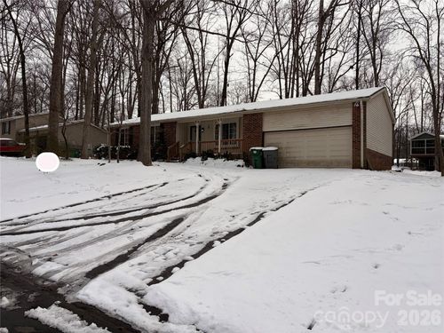 6417 Holly Knoll Dr, Charlotte, NC, 28227-2431 | Card Image