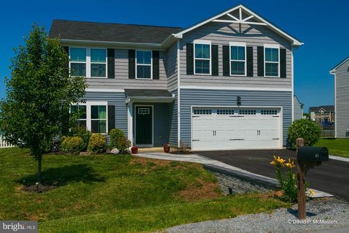 41 Bedstraw Pl, BUNKER HILL, WV, 25413-1129 | Card Image