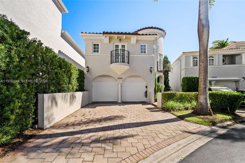 20865 Ne 31st Pl, Aventura, FL, 33180-3608 | Card Image