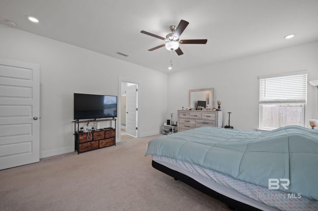 Bedroom | Image 17