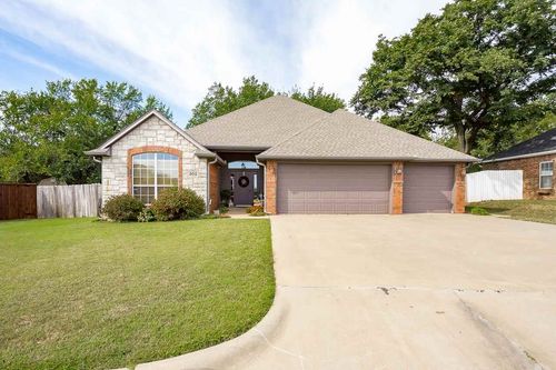302 Kyle Court, Stillwater, OK, 74075 | Card Image